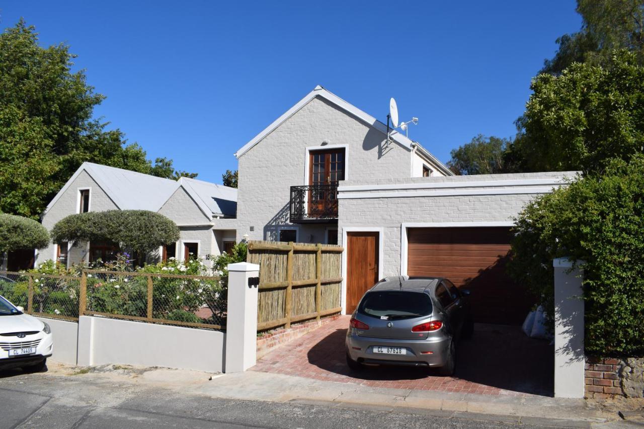 Protea Studio Franschhoek Central Екстериор снимка